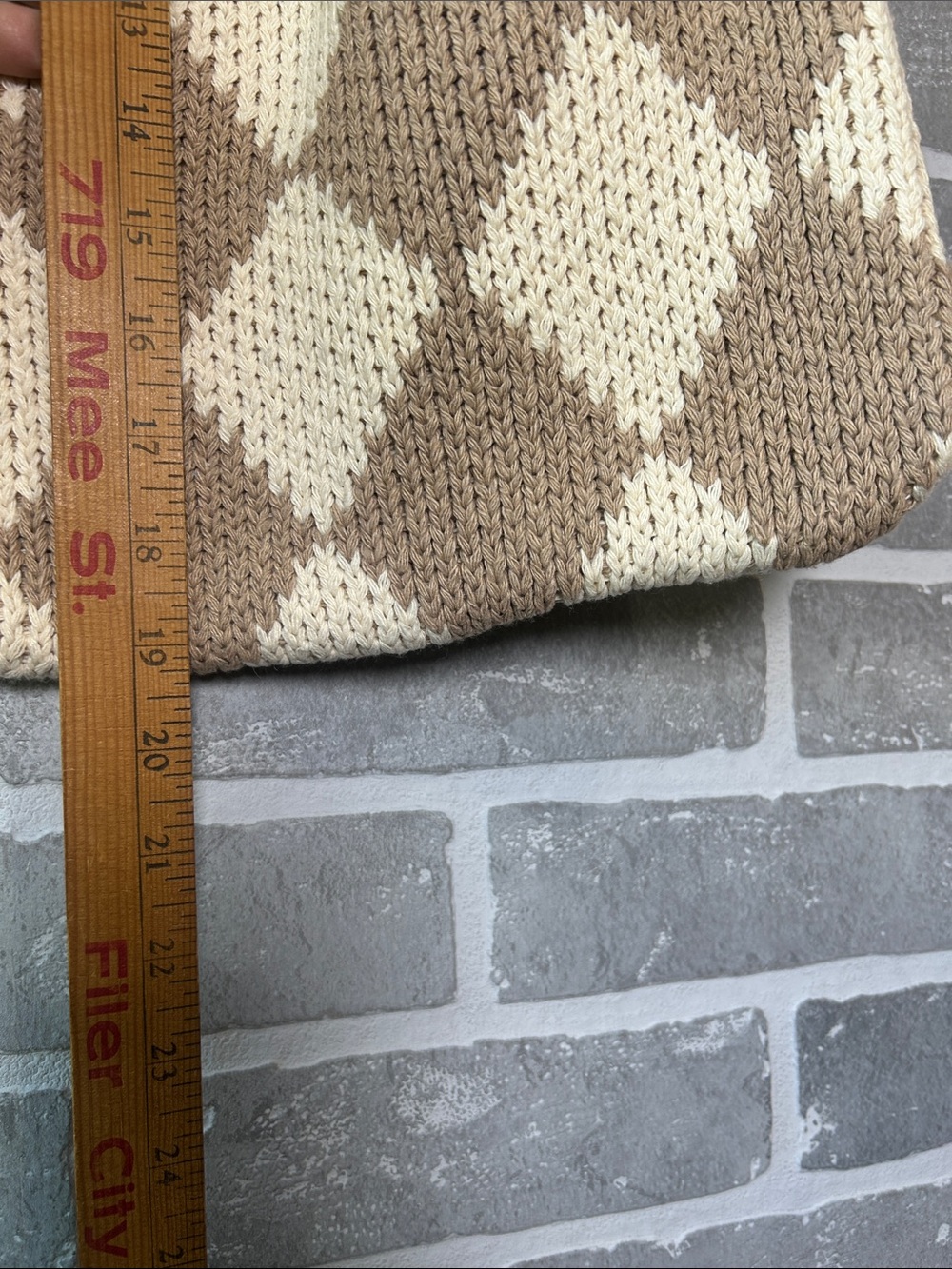 Kopari Knit Hobo Tote Neutral Diamond Pattern Boho Coastal Resort Shoulder Bag - Picture 4 of 5